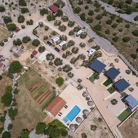 Vakantiehuis Mobile Banovi Dvori Iii *