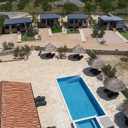 Mobile Banovi Dvori Iii Vakantiehuis *