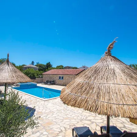 Mobile Banovi Dvori Iii Tisno