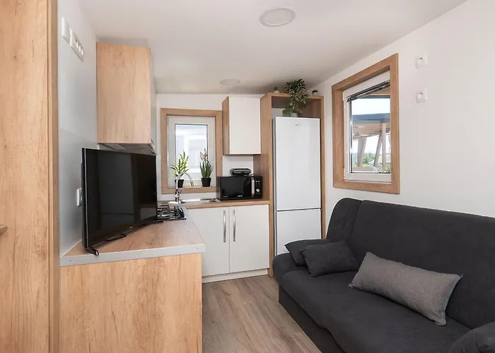 Mobile Banovi Dvori Iii