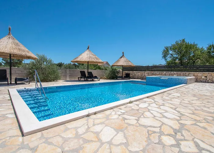 Mobile Banovi Dvori Iii * Tisno